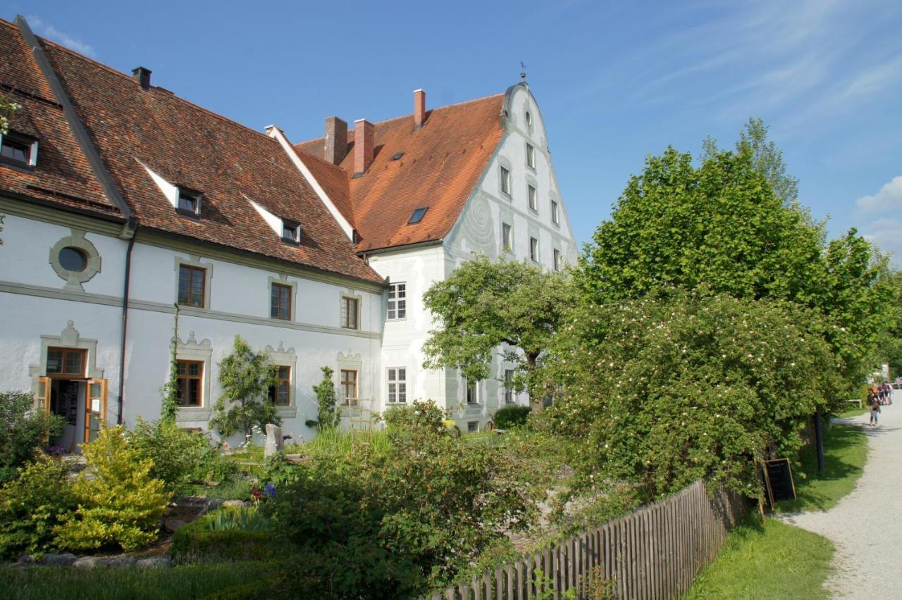 Zentrum für Umwelt und Kultur - Gästehaus und Jugendbildungseinrichtung im Maierhof Benediktbeuern Exterior foto